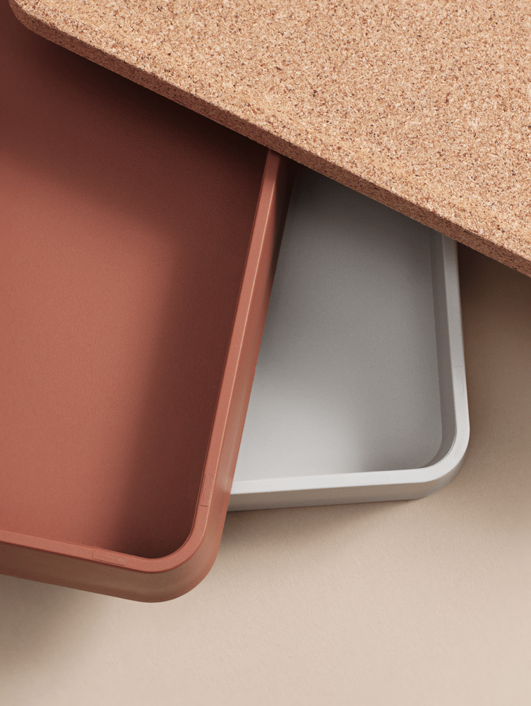 /cdn-cgi/image/width=1500,quality=85,format=auto/globalassets/content-media/images/accessories/storage/arrange-desktop-series-muuto.png