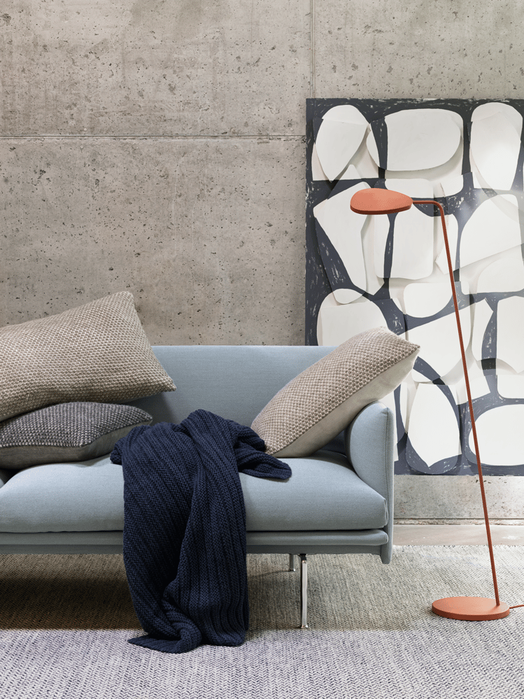 twine-cushion-beige-grey-dark-grey-ample-throw-midnight-blue-outline-steelcut-trio-713-leaf-lamp-muuto-org.png