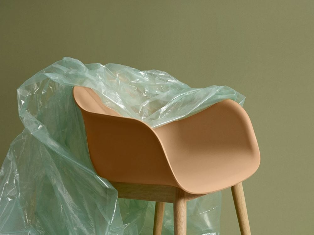 fiber-armchair-wood-base-ochre-concept-wide-muuto-org