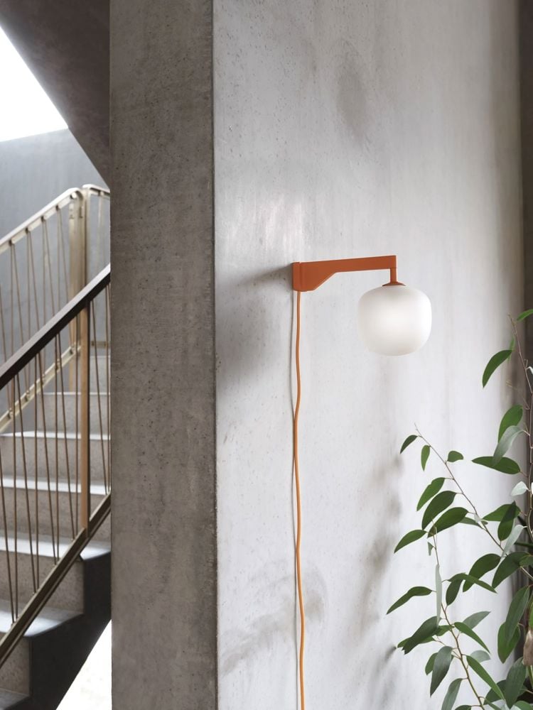 rime-wall-lamp-orange-muuto-org
