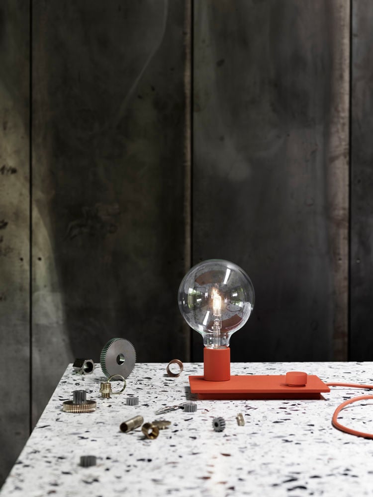 /cdn-cgi/image/width=1500,quality=85,format=auto/globalassets/content-media/images/plp/lighting/table-lamps/control-med.jpg