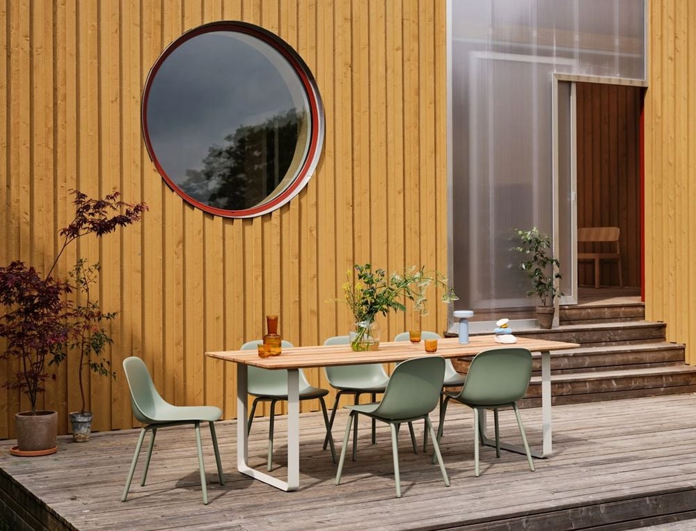 70-70-outdoor-table-sapele-mahogany-grey-raise-silent-20-ease-fiber-side-outdoor-dusty-green-muuto-org