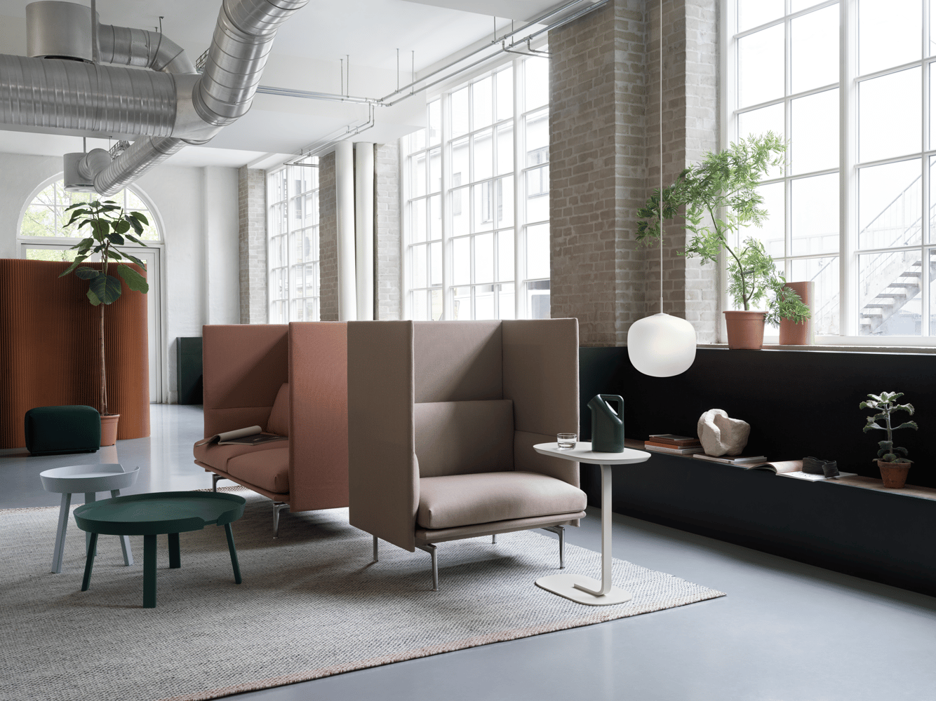 outline-highback-1-seater-twill-weave-230-2-seater-twill-weave-530-around-relate-rime-pendant-v2-muuto-org.png