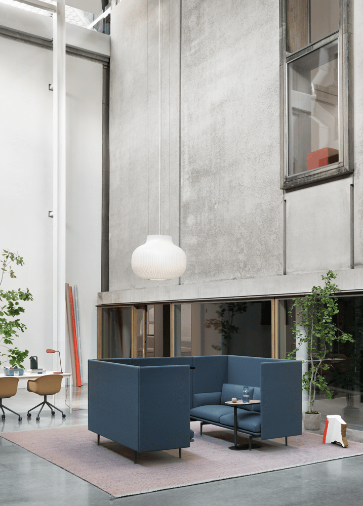 outline-highback-panel-vidar-733-relate-strand-lamp-fiber-arm-chair-ply-rug-tub-jug-leaf-muuto-org.png