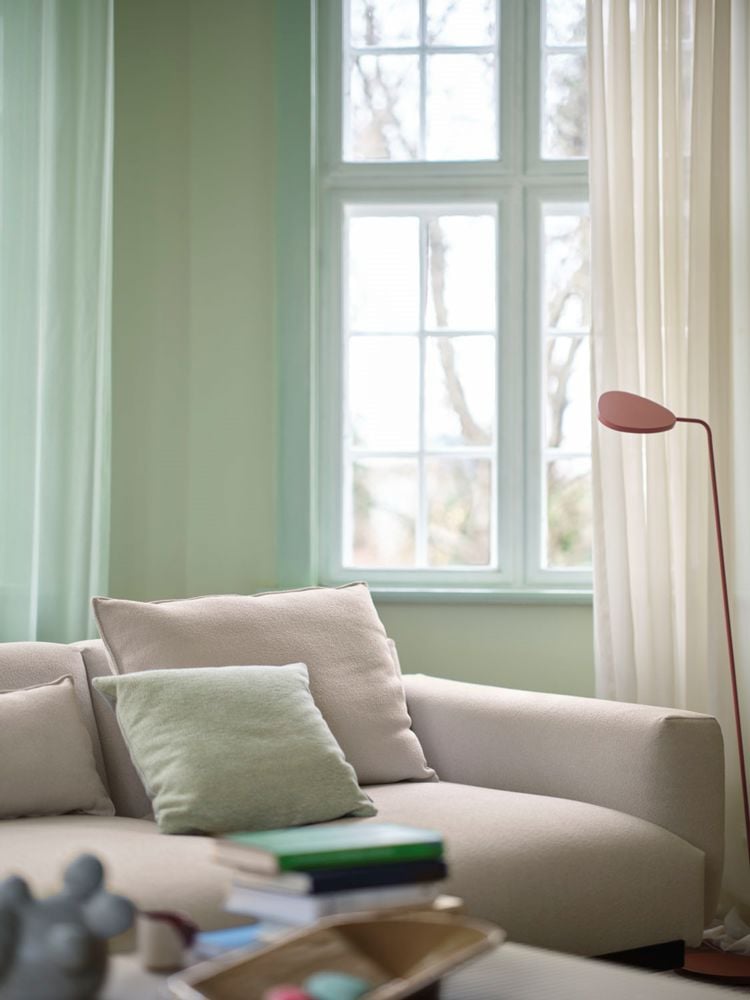 in-situ-acca-121-mingle-light-green-leaf-floor-copper-brown-muuto-low-res