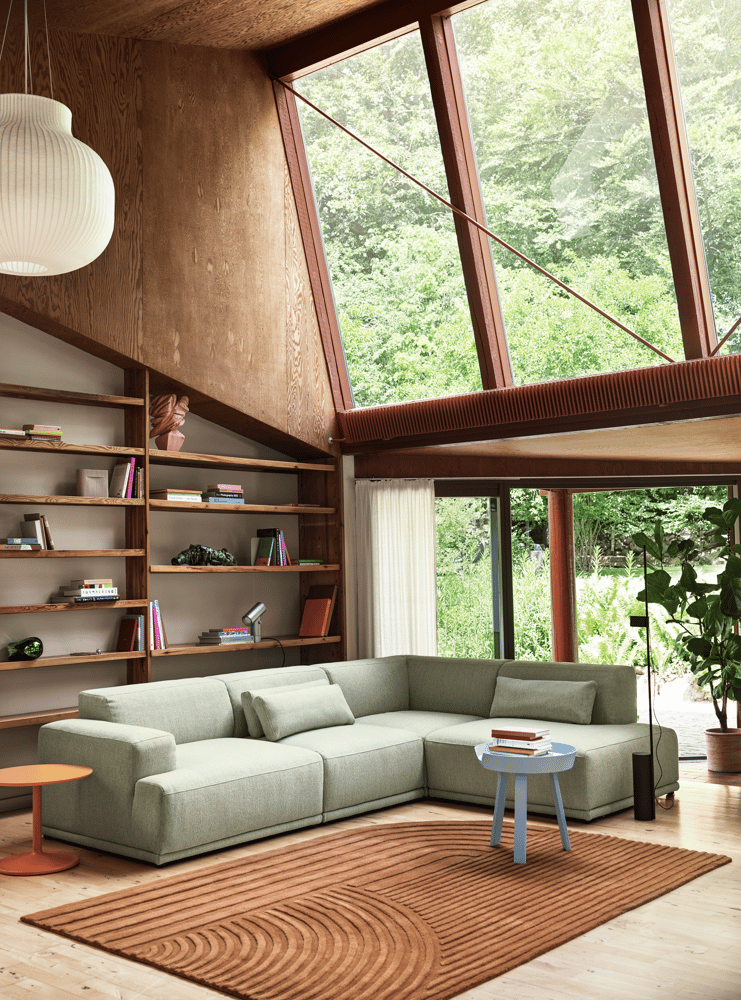 /cdn-cgi/image/width=1500,quality=85,format=auto/globalassets/content-media/images/plp/sofas/modular-sofas/connect-soft-corner-config-2-ecriture-910-relevo-burnt-orange-170x240-around-light-blue-strand-60-muuto-org.png