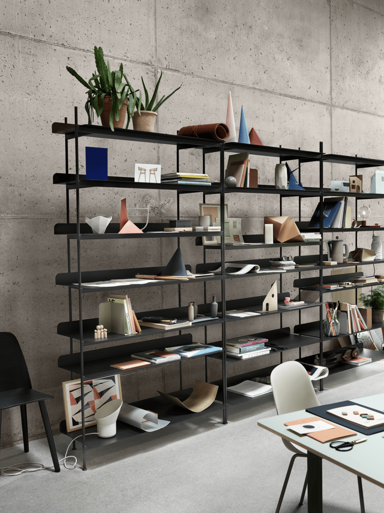 /cdn-cgi/image/width=1500,quality=85,format=auto/globalassets/content-media/images/plp/storage/modular-storage/compile_black_side_nerd_fiberside_7070.png