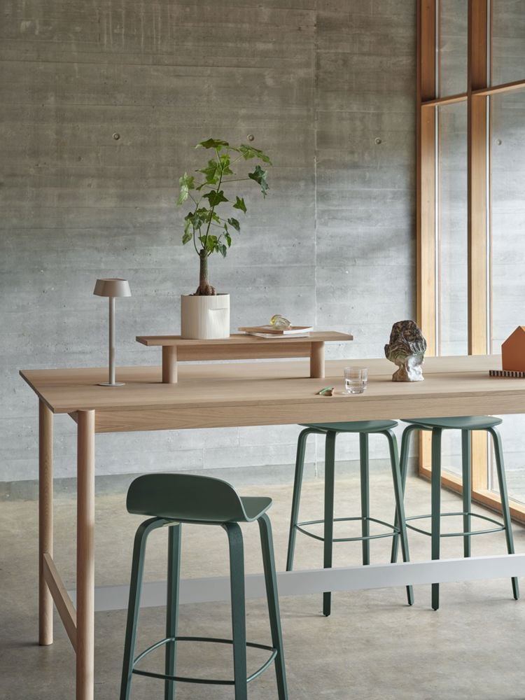bar & counter stools