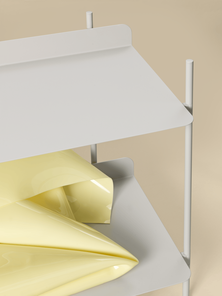 /cdn-cgi/image/width=1500,quality=85,format=auto/globalassets/content-media/images/products/shop-by-family/compile-shelving/compile-concept-muuto-3750x5000-hi-res.png