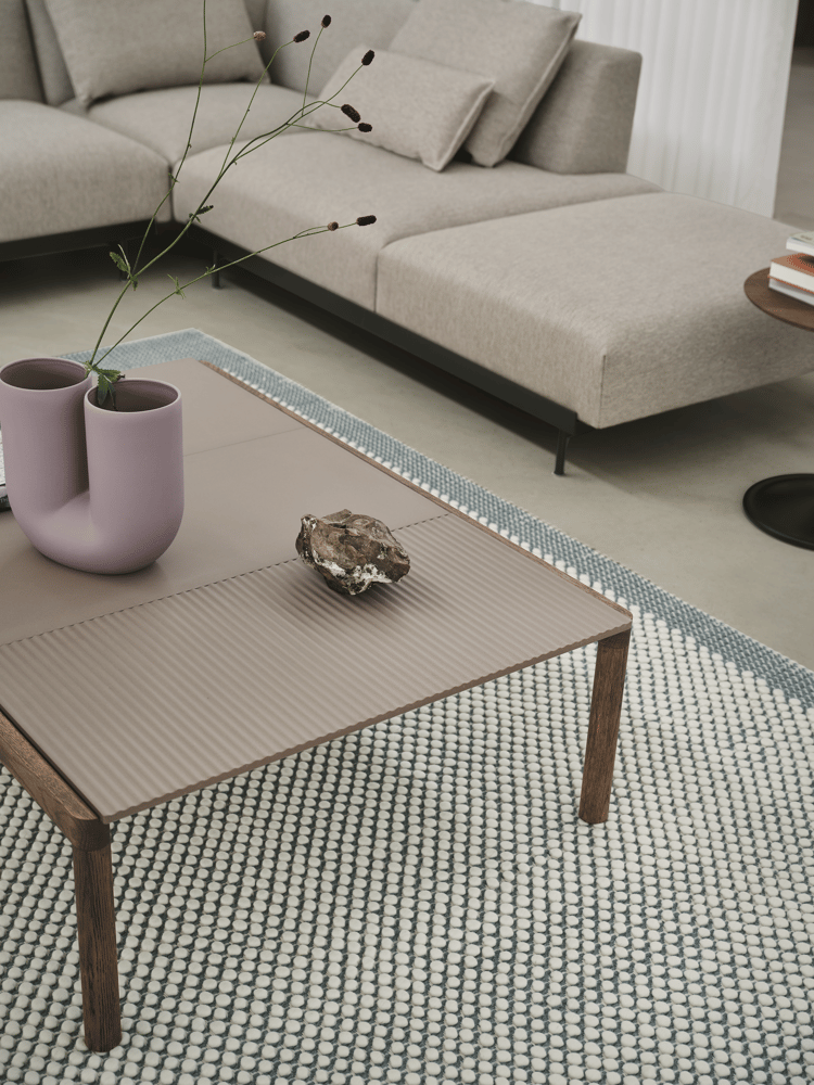 couple-coffee-table-120x84x35-2-plain-1-wavy-taupe-dark-oiled-oak-pebble-kink-pale-blue-in-situ-clay-12-soft-side-smoked-oak-black-muuto-org