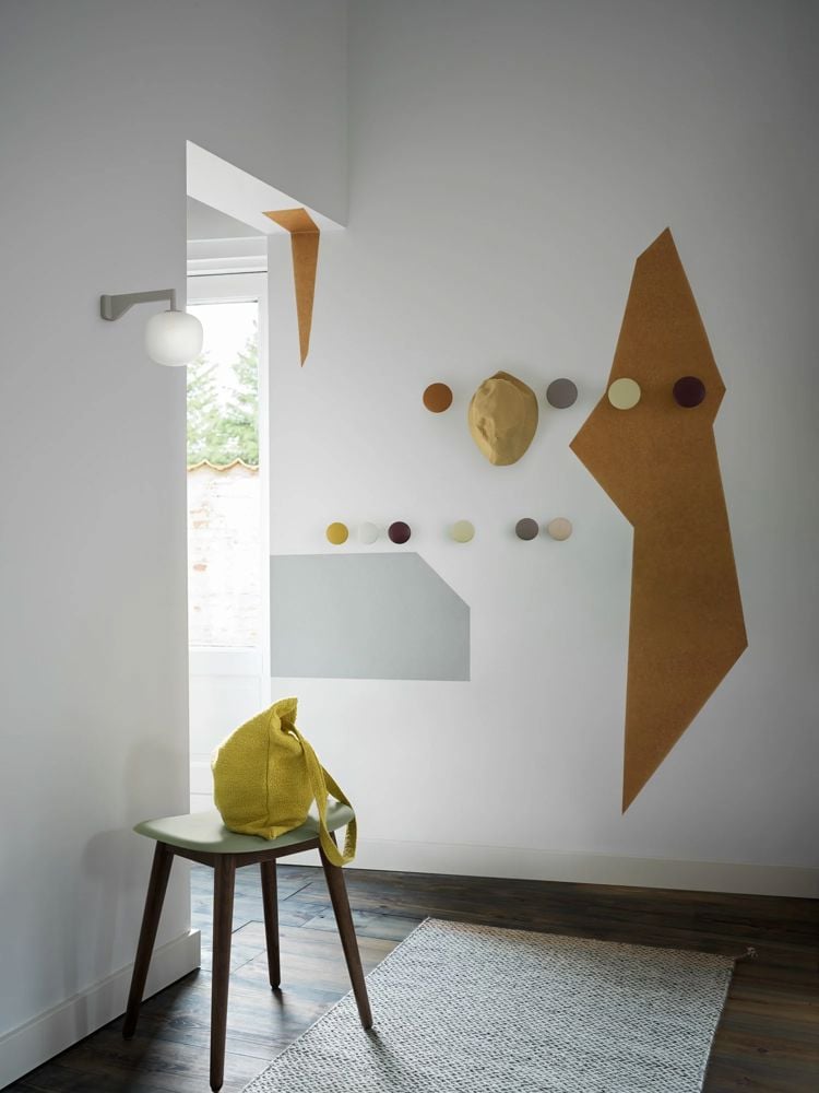 fiber-stool-dusty-greenstained-dark-brown-rime-wall-lamp-dots-wood-ply-rug-blackwhite-34-roll-up-image