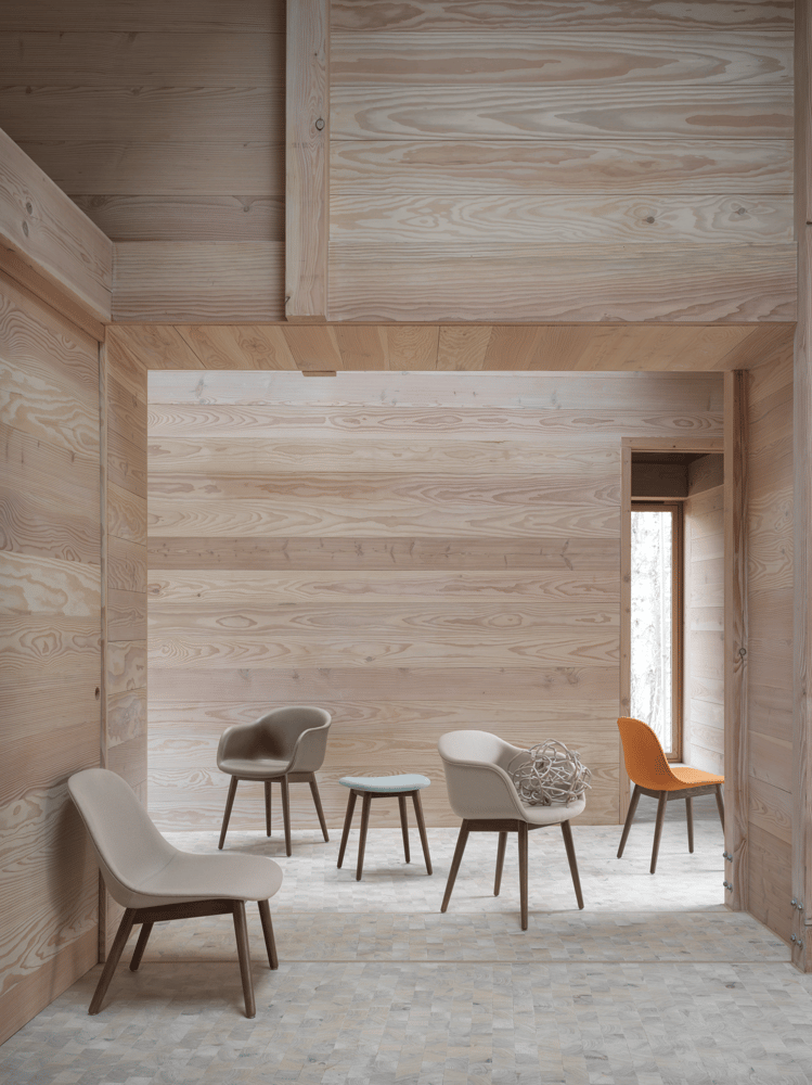 /cdn-cgi/image/width=1500,quality=85,format=auto/globalassets/content-media/images/products/shop-by-family/fiber-chair-family/slider/fiber-wood-hero-211-refine-leather-stone-forest-nap-912-hero-211-hero-451-stained-dark-brown-muuto-org.png