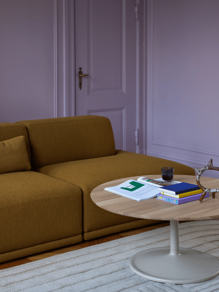 connect-soft-hearth-008-soft-coffee-95-h42-oak-grey-relevo-off-white-raise-muuto-org.png