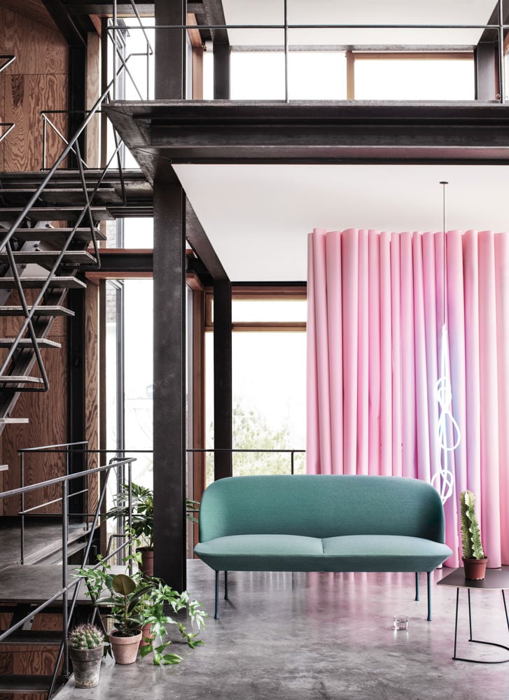 oslo-2seater-steelcut-trio-966-airy-halfsize-high-res-lifestyle