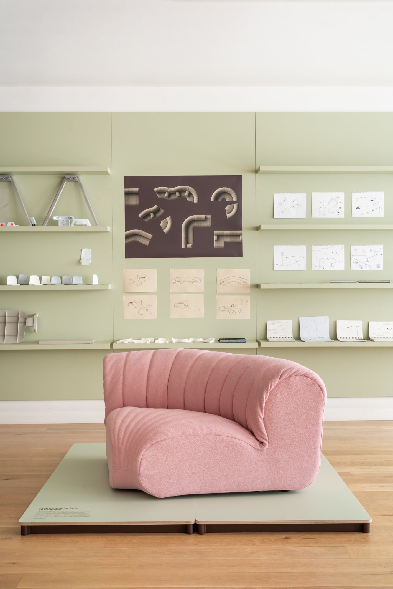 /cdn-cgi/image/width=1500,quality=85,format=auto/globalassets/katja--nanna/3days-recap-story/images/muuto-showroom-3dd-2026-coltre-sofa-proces-04-lo-res.jpg