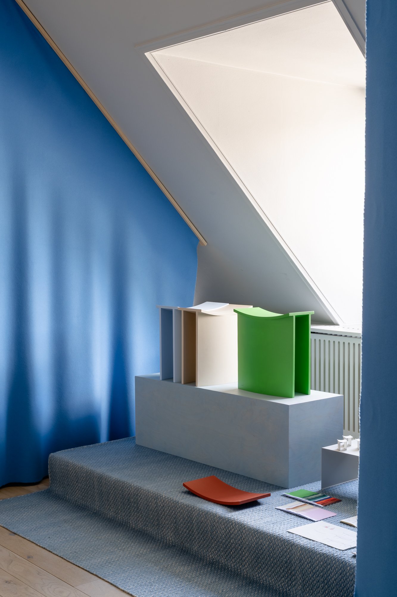 /cdn-cgi/image/width=1500,quality=85,format=auto/globalassets/katja--nanna/3days-recap-story/images/muuto-showroom-3dd-2026-design-contest-002-17-lo-res.jpg