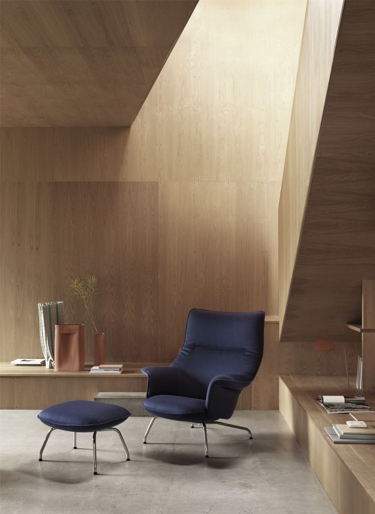 doze-lounge-chair-ottoman-balder-782-chrome-leaf-lamp-ridge-vase-muuto-org_150